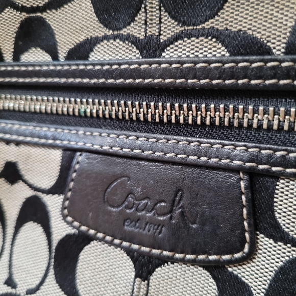Coach Purse - Picture 6 of 6